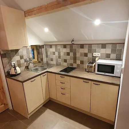 Pod Modrinem Kořenov